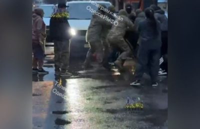 Силова мобілізація в Одесі: поранено працівника ТЦК та перехожого