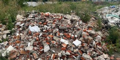 Сміттєзвалище на 2700 “квадратів”: двох експосадовців “Укрзалізниці” підозрюють у завданні довкіллю шкоди на 86 млн грн