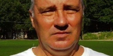 Известному в прошлом вратарю и тренеру ФК «Днепр» исполнилось 69 лет: фото