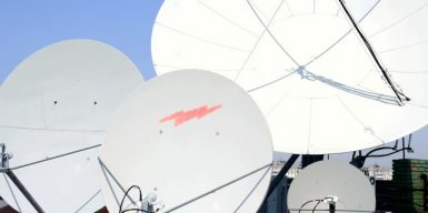 В Днепре просят демонтировать все спутниковые антенны