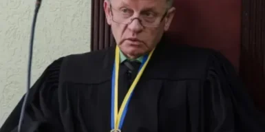 Ексголова Коломийського суду Володимир П’ятковський отримав 5 років тюрми за хабар