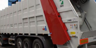 Борис Филатов ждет в приемной владельцев мусоровозов: видео