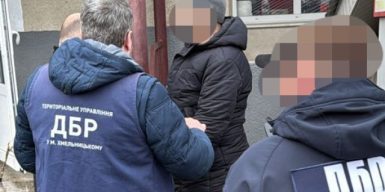 За $2000 видаляв із баз розшуку: судитимуть посадовця Чернівецького ТЦК