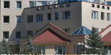 Ноутбуки за подвійною ціною: посадовець Держцентру радіочастот постане перед судом через збитки у 5 млн грн