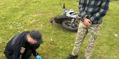 19-річний юнак організував незаконне переправлення чоловіків через державний кордон