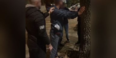 Експосадовець РВА, якого вже судять за корупцію, вимагав хабар за “зняття” з розшуку ТЦК