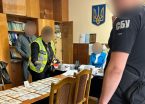 На Буковині в.о. директорки коледжу допомагала студентам “купити” сесію для уникнення мобілізації