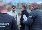 Посадовець Міноборони за хабарі працевлаштовував чоловіків з метою бронювання