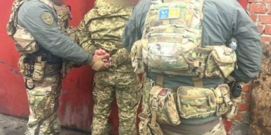 На Хмельниччині затримали військового, який вимагав хабар за ухилення від мобілізації