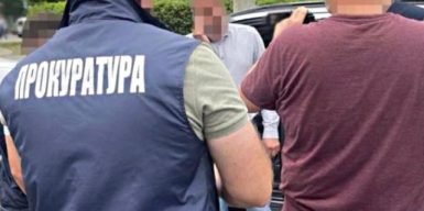 Екскерівник відділу виконавчої служби на Львівщині отримав 5 років тюрми за шахрайство та підбурювання до хабаря
