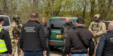 На Київщині ділки продавали автівки, завезені для ЗСУ