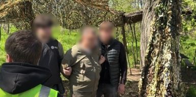 На Дніпропетровщині затримали заступника командира батальйону, який вимагав хабар у підлеглої
