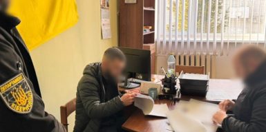 Керівник благодійного фонду привласнив понад мільйон гривень донатів на ЗСУ
