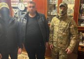 Готували замовні вбивства командирів та волонтерів: у Києві викрили агентурну мережу воєнної розвідки РФ