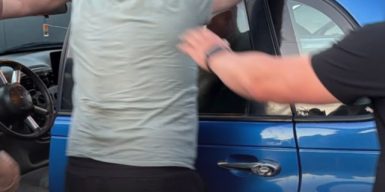 Держслужбовця з Тернопільщини підозрюють у вимаганні хабаря за вплив на ТЦК