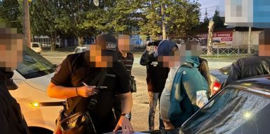 Військовослужбовець з Миколаївщини обіцяв за хабарі зняття з розшуку та уникнення мобілізації