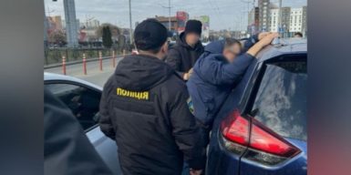 Директор департаменту “Укрнафти” піде під суд за вимагання хабаря за землю