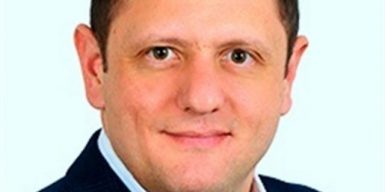 Работа на сына экс-чиновника и миллионные сбережения: чем отличился депутат горсовета Владимир Федоренко