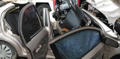 В Днепре в страшной аварии разбился водитель из Запорожья
