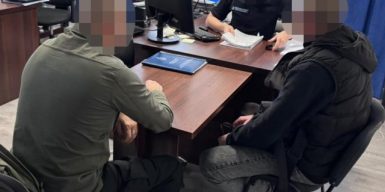 Військові на Рівненщині та Житомирщині зберігали патрони, продавали зброю та втрачали пістолети