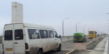 Днепряне просят восстановить троллейбусную линию через Центральный мост