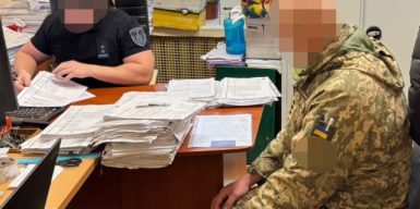 На Чернігівщині посадовці військової частини вкрали 13 тисяч літрів пального