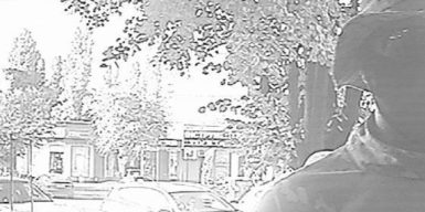 Правоохоронець виманював гроші у пенсіонерів, представляючись працівником банку