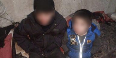 Полиция Днепра обнаружила в доме голодных брошенных детей