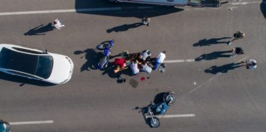 В Днепре полиция разыскивает свидетелей страшного ДТП на Набережной