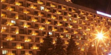 Город судится за возвращение гостиницы «Днепропетровск» в коммунальную собственность