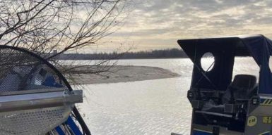 У Горішніх Плавнях КП купило у фірми з Дніпра човен-комбайн за 6 млн грн з сумнівним походженням