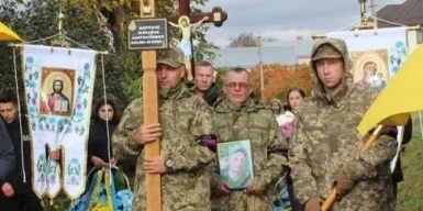 На Львівщині священник і парафіяни УПЦ МП заважали похорону військового