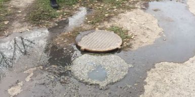 «Днепрводоканал» отказался чистить канализацию на жилмассиве Клочко после огласки в СМИ