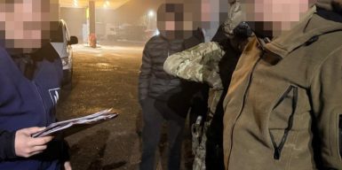 Посадовців ТЦК на Буковині підозрюють у викраденні та катуванні чоловіків і хабарництві