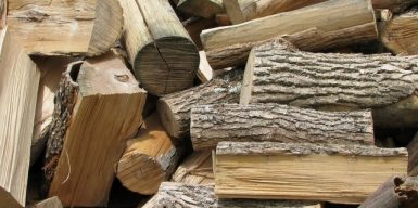 Чоловік в колонії із колишньою дружиною та тещею ошукали людей на 250 тисяч гривень