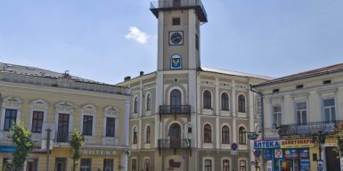 На Івано-Франківщині під час війни за понад 17 мільйонів відремонтують вулицю, яку не “помічали” десятиліттями
