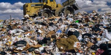 Политолог: если закрыть полигон, Днепр утонет в мусоре за 3 дня