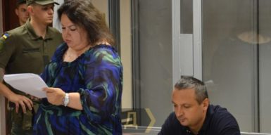 Суд оголосив вирок ексдепутату Одеської облради та директору фірми за махінації із закупівлями світильників