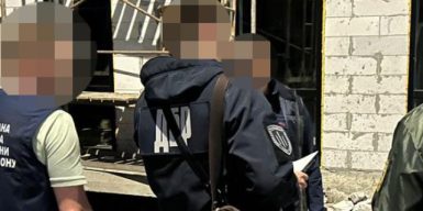 На Хмельниччині прикордонники вимагали 5,5 тис. доларів за переведення військового в тил