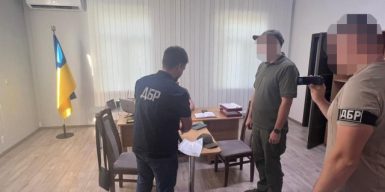 На Львівщині екскерівник ТЦК «влаштував» знайомого на службу лише на папері: справу передали до суду