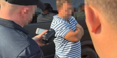 Депутат з Тернопільщини знімав з обліку ухилянтів за 10 тисячі доларів