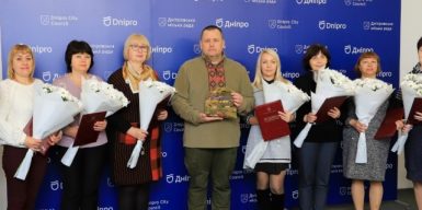 «Місто пишається вами»: Філатов привітав соціальних працівників Дніпра
