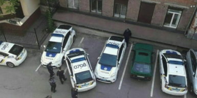 Днепровские полицейские показали мастер-класс по парковке: фото