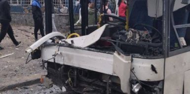 В епіцентрі вибуху у Дніпрі опинився пасажирський автобус: троє людей загинули