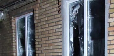 Окупанти вночі обстріляли три громади Нікопольщини