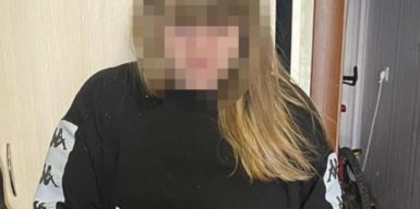 Мешканка Дніпропетровщини ошукала дружину загиблого військового на півмільйона гривень