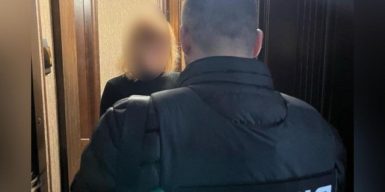 На Дніпропетровщині посадовиця МСЕК брала з хворих по 500 доларів за кожну довідку