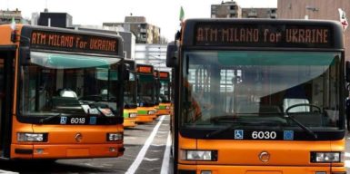 Мілан продовжує підтримувати Україну: італійці надали Дніпру сучасні автобуси