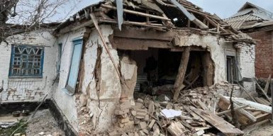 Росіяни поранили у Нікополі 91-річну жінку