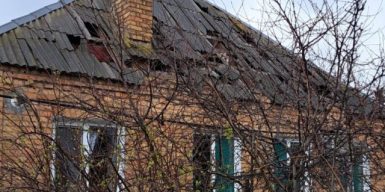 Потрощені будинки і санаторій: ворог тероризує Нікопольщину